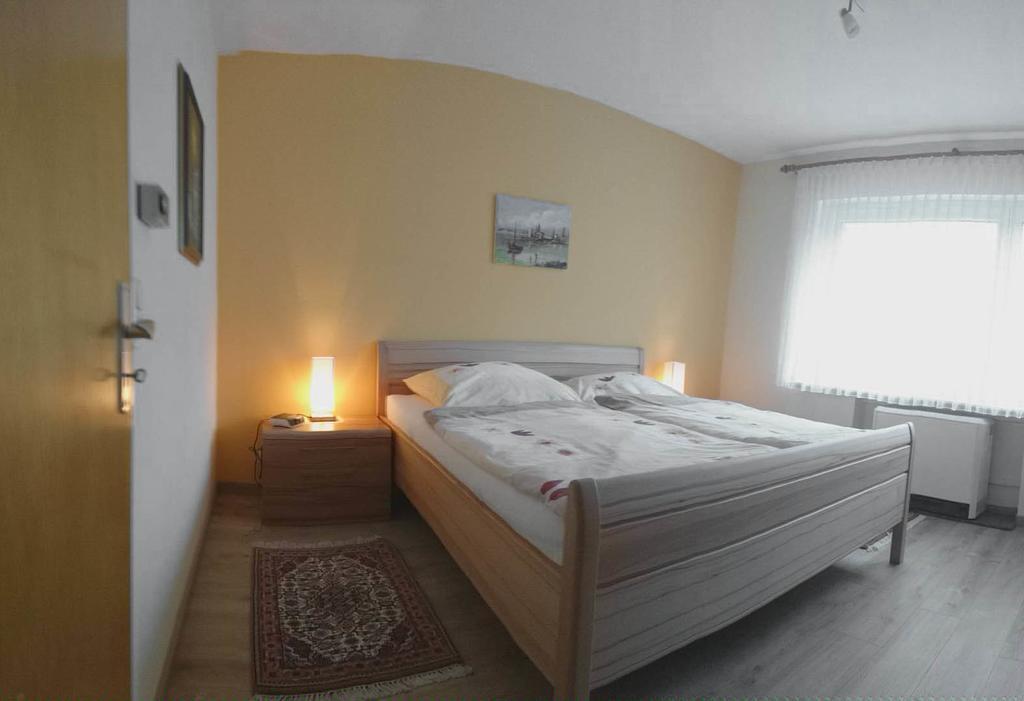 Fewo Ingrid Trossen Ürzig Exteriér fotografie